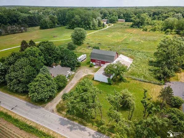 5431 Sylvania Petersburg Rd, Petersburg, MI 49270