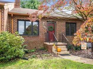 943 Rosedale Dr, Harrisonburg, VA 22801