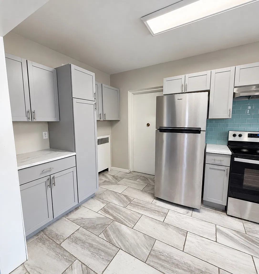 2 bed, 1.5 bath, 1255 sqft, $1,450 — Photo 3