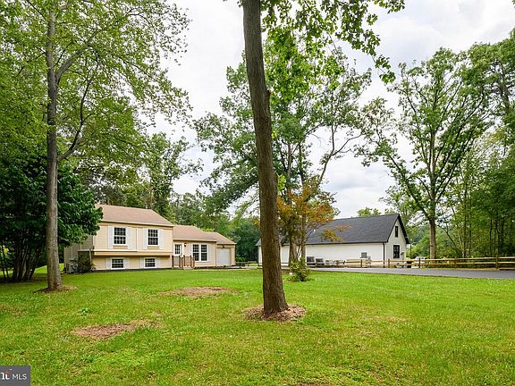 4th image of 273 Severn Rd