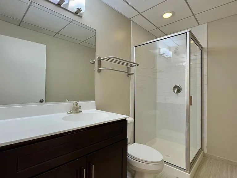 Charming 1 Bedroom/1 Bathroom Apartment Unit in Downtown Baltimore, MD! Unit 416 — Photo 60