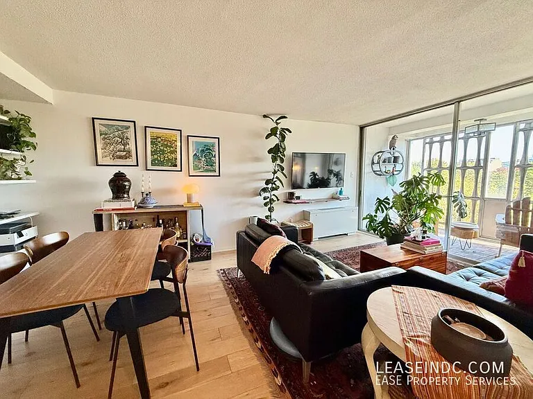 1311 Delaware Ave SW #S541 — Photo 5