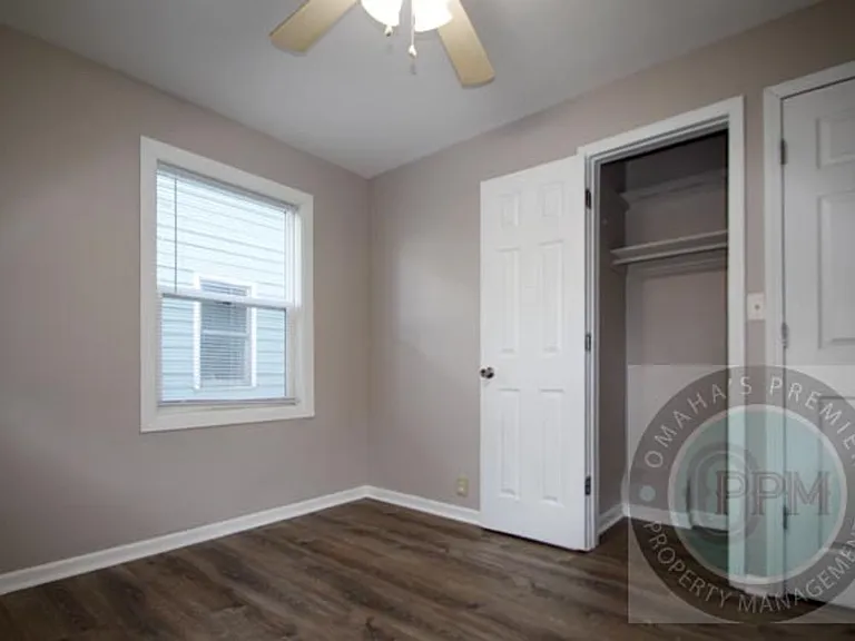 2409 Washington St — Photo 16