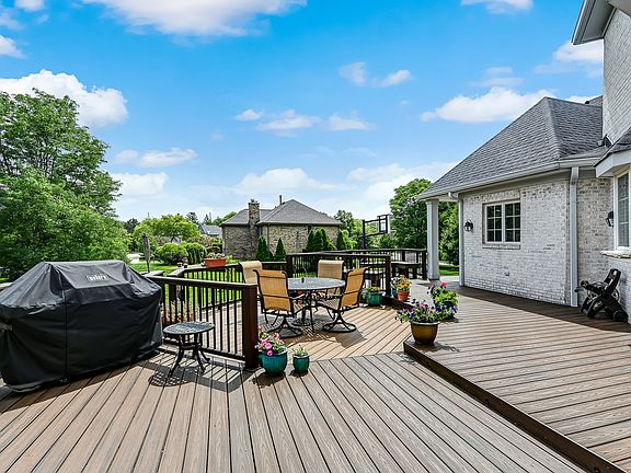 4th image of 6430 Manor Dr