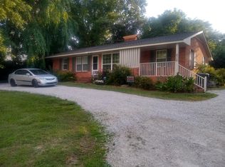 616 Sunnybrook Rd #B, Raleigh, NC 27610