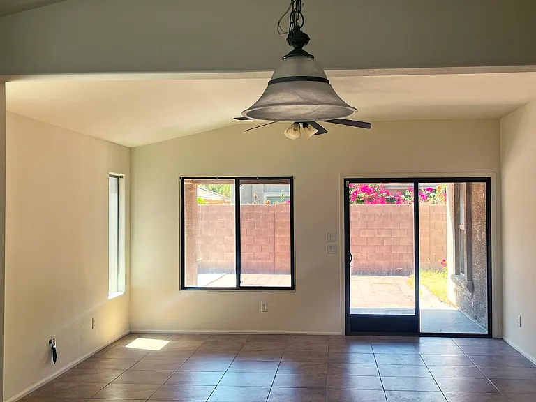16117 W Winslow Dr — Photo 19