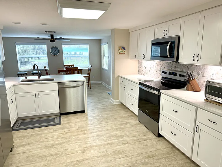 Open kitchen