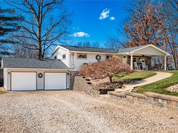 3965 Dorothy Dr, Zanesville, OH 43701