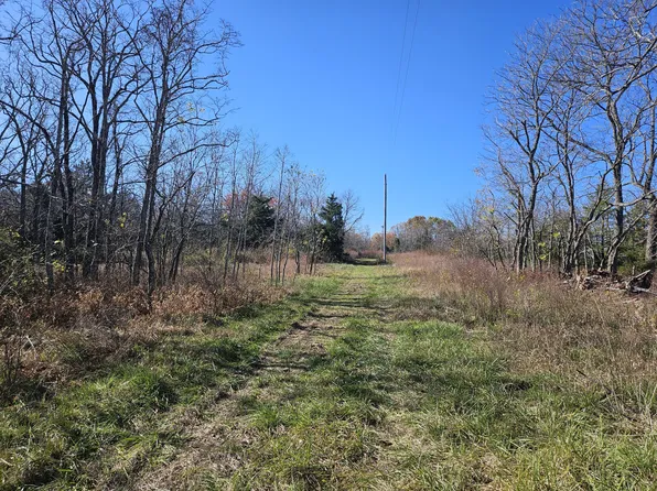 000 State Highway N, Squires, MO 65755