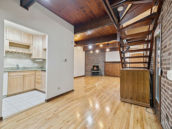 3rd image of 2630 N Orchard St #B