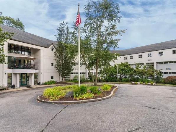 229 Medway St APT 202, Providence, RI 02906