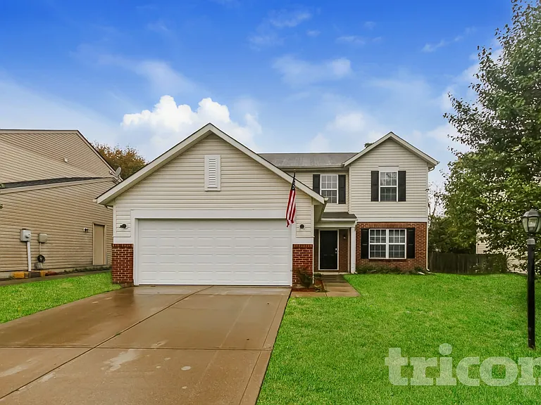 3210 Crestwell Dr — Photo 1
