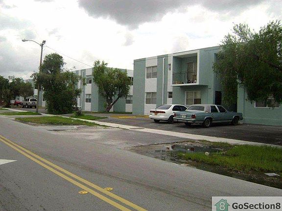 2nd image of 2311 Atlantic Ave APT 5