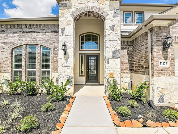 4th image of 31426 Greenville Creek Lane