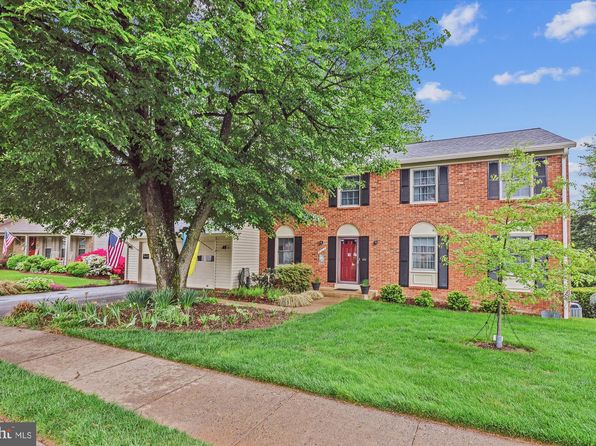6302 Windward Dr, Burke, VA 22015