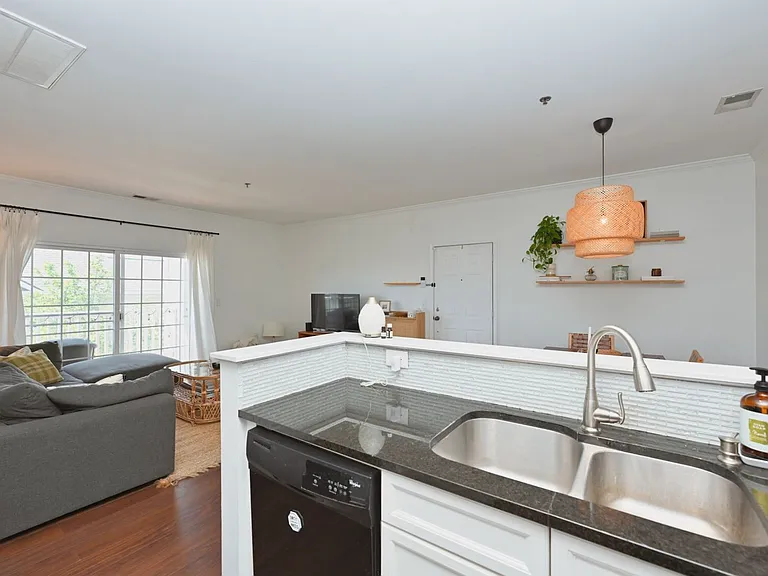 7003 Lenox Village Dr #B11 — Photo 24