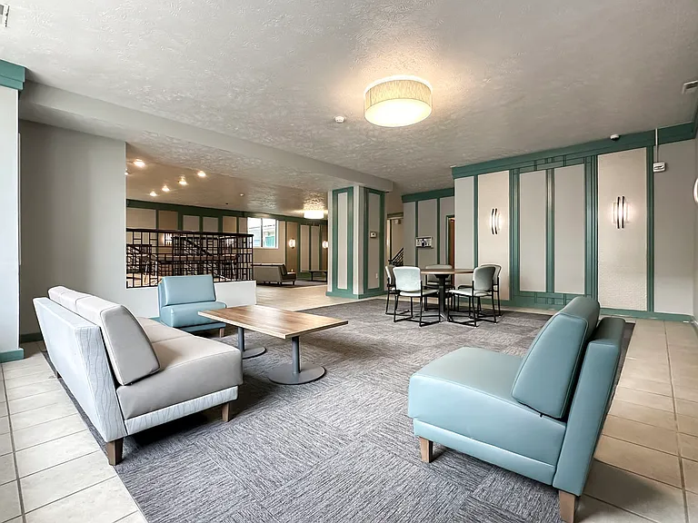 Pine Ridge Apartments — Photo 22
