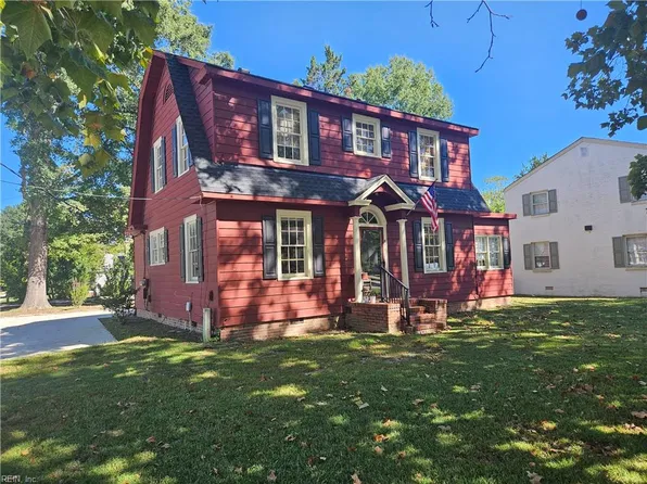813 Richmond Rd, Williamsburg, VA 23185