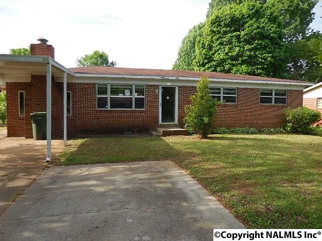 1st image of 3717 Westdale Ct SW