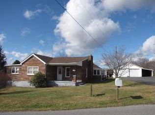 110 Dunlap Dr NE, Christiansburg, VA 24073
