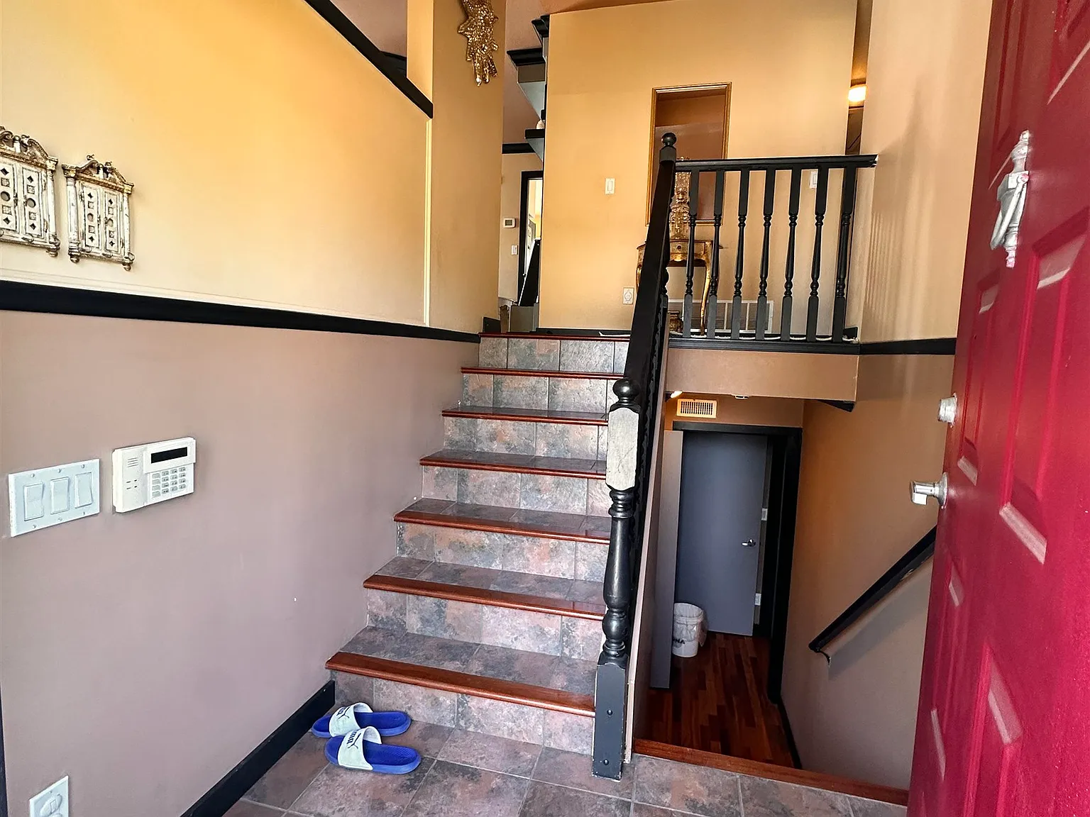 4 bed, 2011 sqft, $5,000 — Photo 3