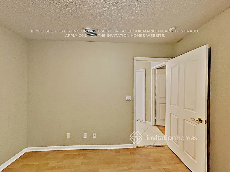 3970 Sea Grape Cir — Photo 9