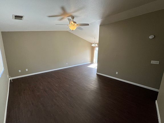 2nd image of 1445 Cottage Pl #C