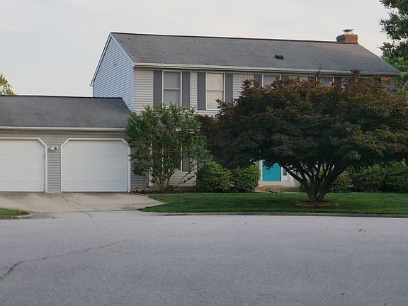 3rd image of 6825 Silassie Ct