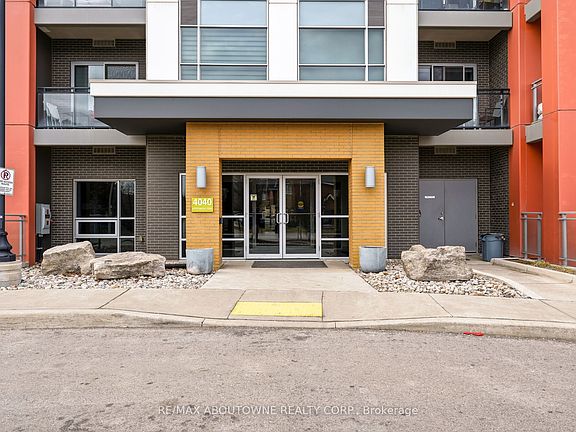 4th image of 4040 Upper Middle Rd #309