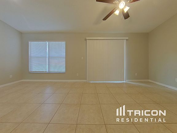 3rd image of 12008 Woodglen Cir