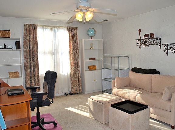 5th image of 7421 Canterbury Pl #22-5