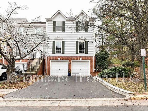 4th image of 250 Finchingfield Ct