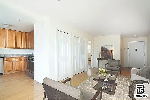 8402 143rd St Photo 1