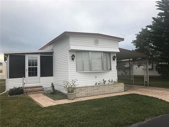 2nd image of 429 Boxwood Dr