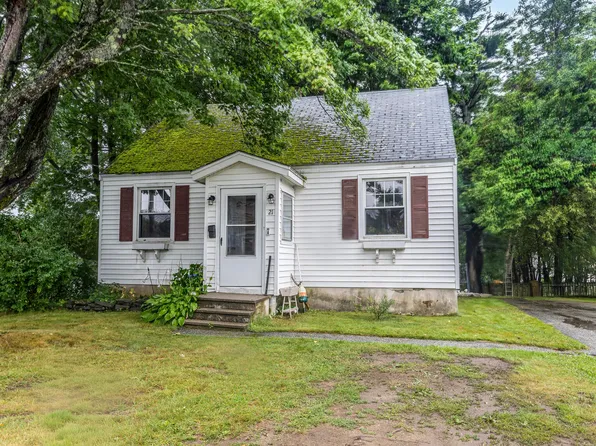 21 Meadow Way, Cape Elizabeth, ME 04107