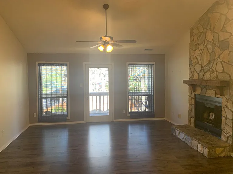 1820-6 Tryon Dr — Photo 4
