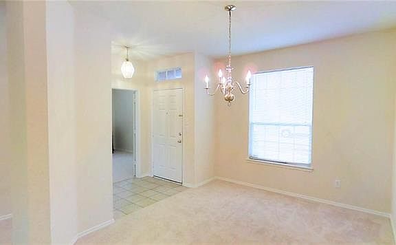 2nd image of 1551 Sleepy Hollow Dr