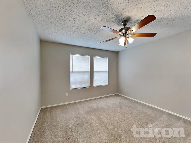 3032 Cesareo Dr — Photo 9