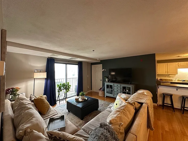 39 Parlin St #605 — Photo 3