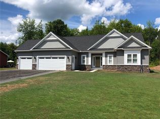 245 Willnick Cir, Rochester, NY 14626