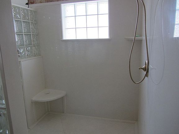 4th image of 8157 Marseille Dr