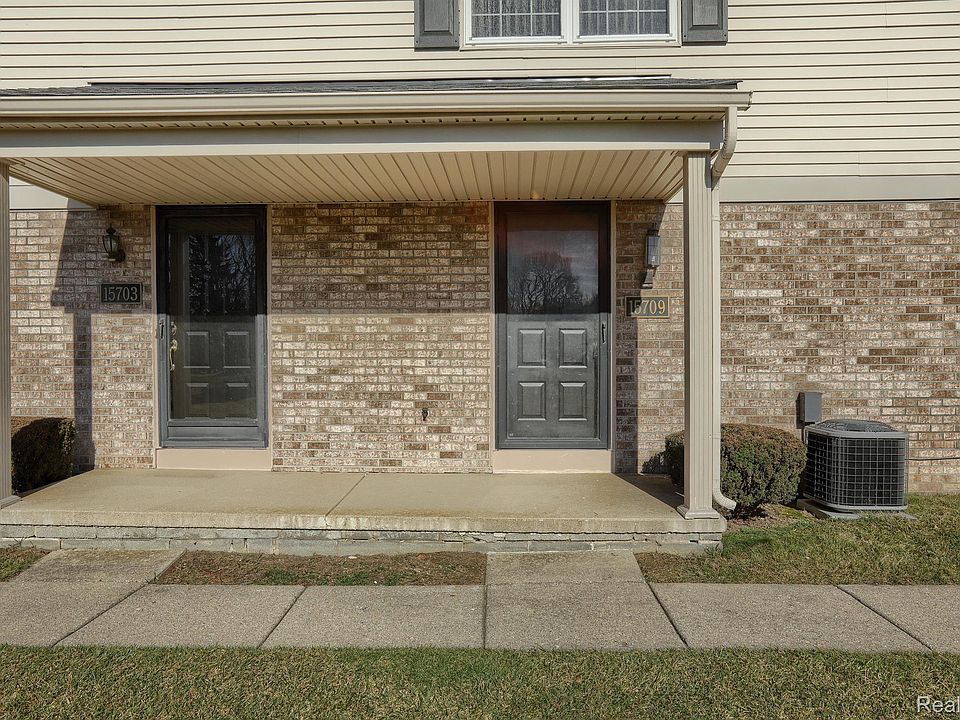1st image of 15709 N Franklin Dr