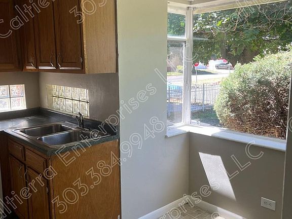 5th image of 3510 Newport St