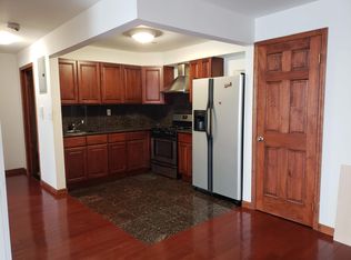 14449 Barclay Ave APT 2A, Flushing, NY 11355