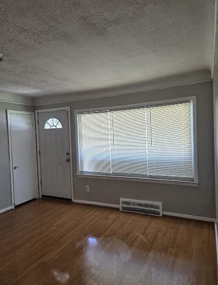 3444 John Daly St — Photo 3