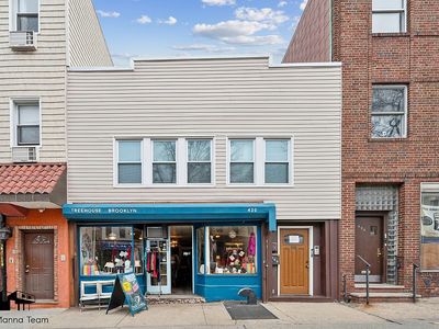 430 Graham Ave, Brooklyn, NY, 11211
