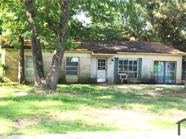 2900 Deeb Dr, Macon, GA 31206