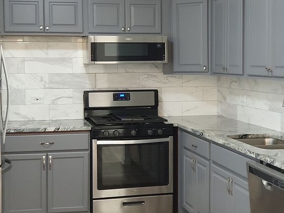 4th image of 659 E Fullerton Ave #9-208