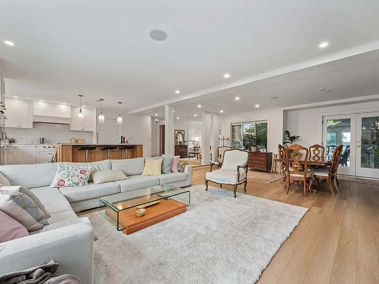 1390 Lawson Ave — Photo 5