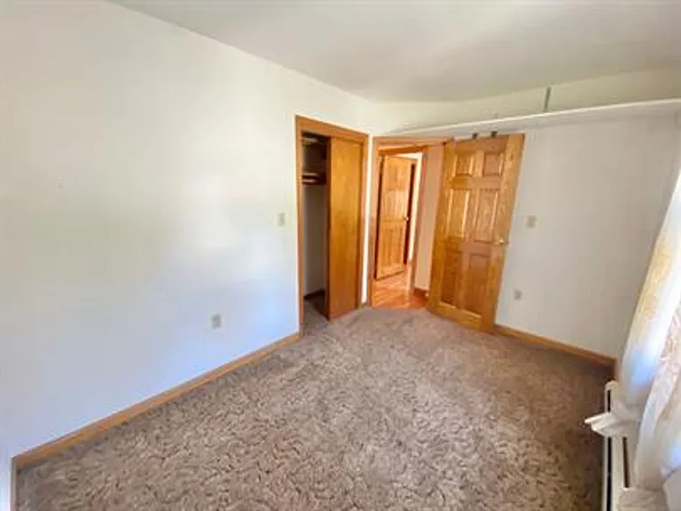 8 Greenwood Ave — Photo 20